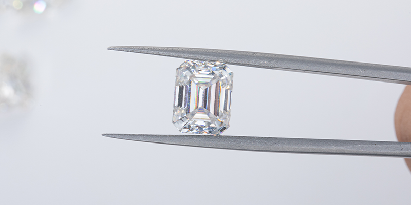 Green Jewelry: Why Choosing a Moissanite Ring is an Eco-friendly Option