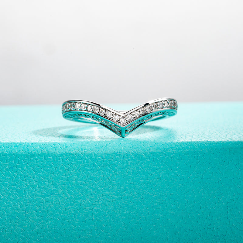 Moissanite Diamond Curved Eternity Ring