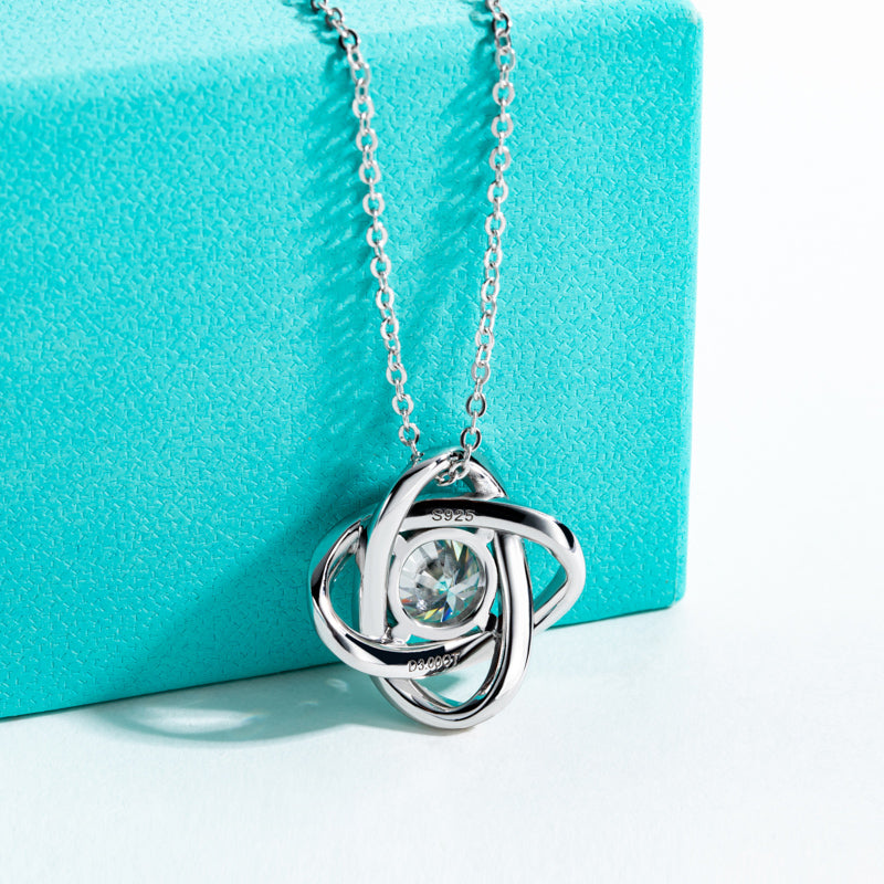 Moissanite Love Knot Pendant Necklace (3.24 cttw)
