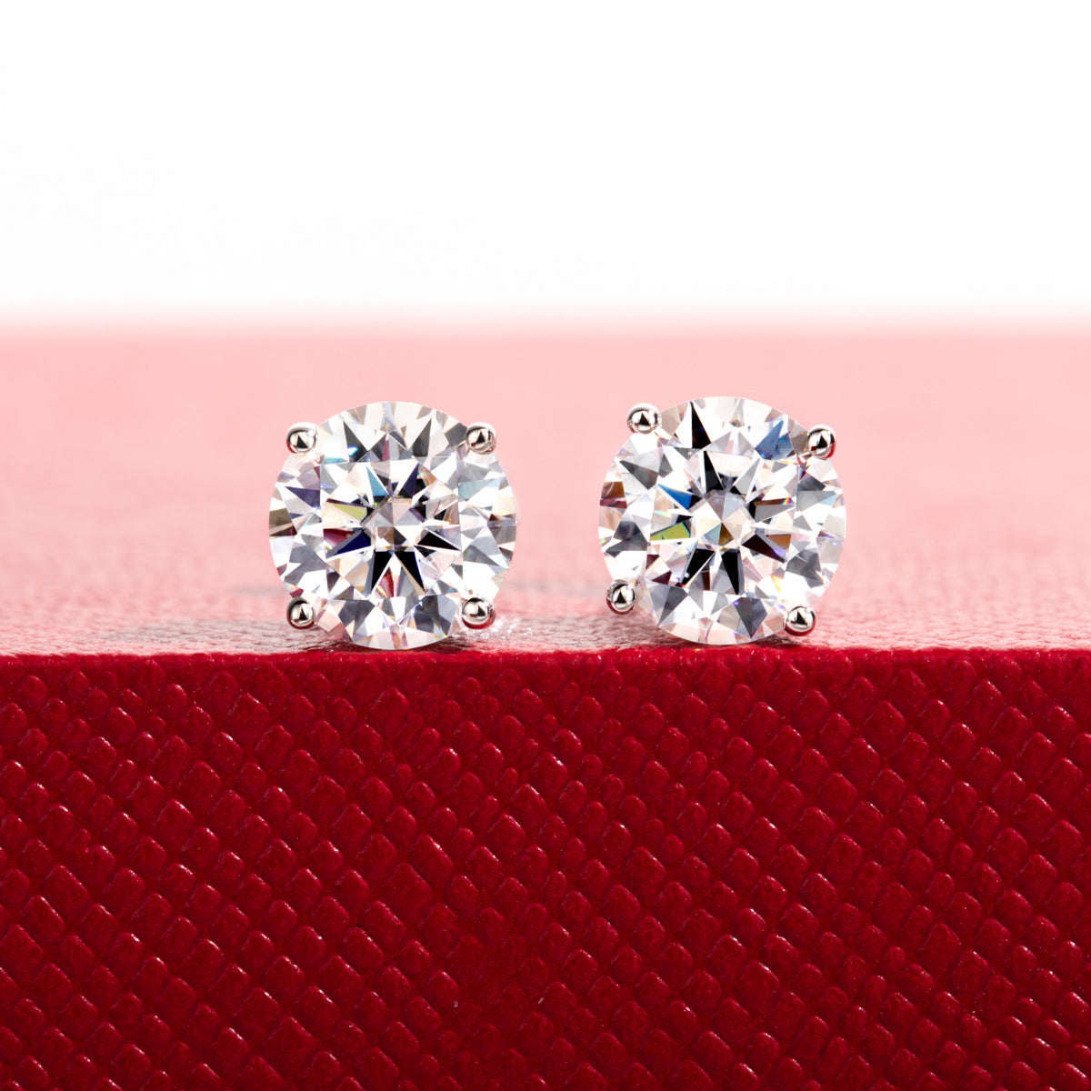 14K Gold Round Moissanite Stud Earrings