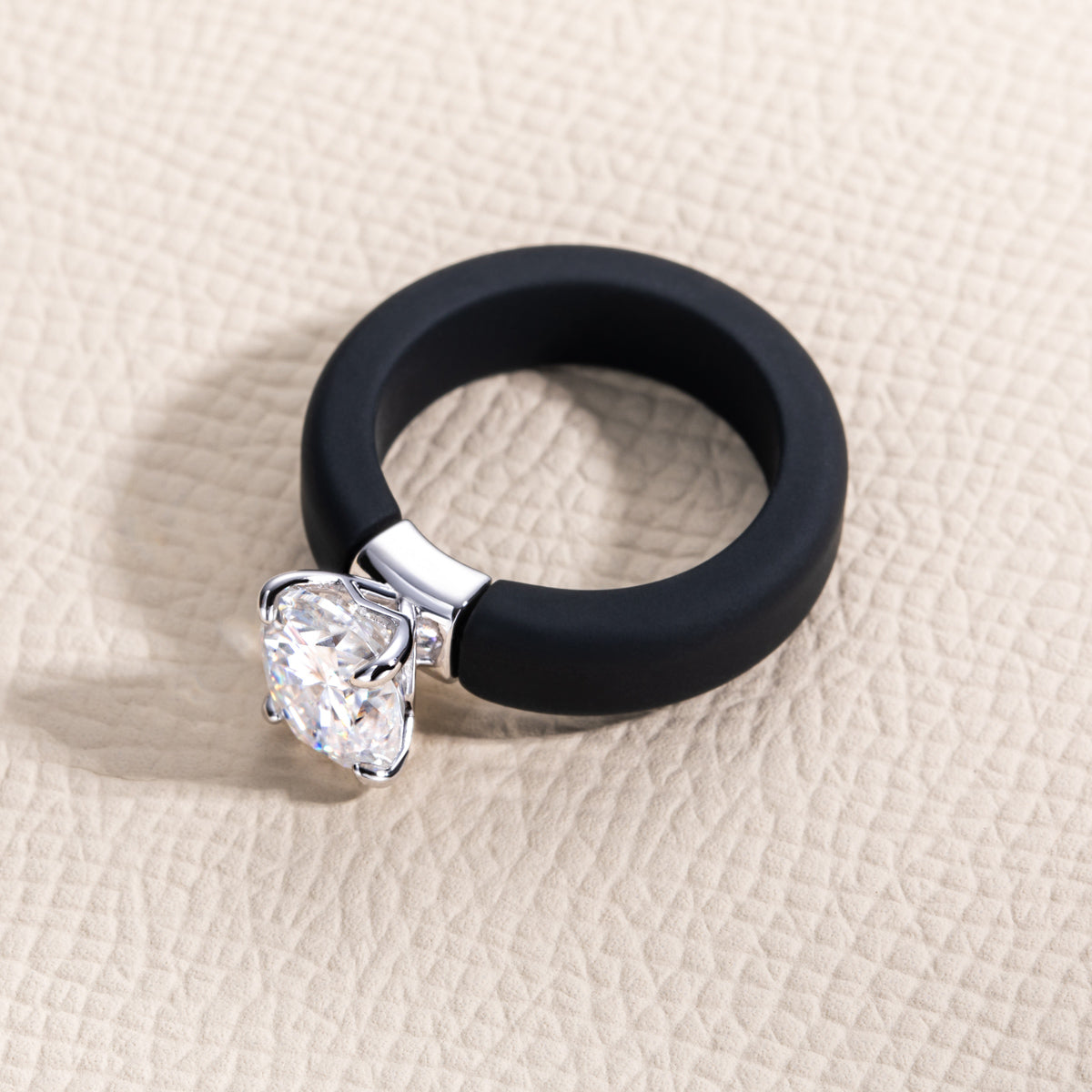 S925 Sterling Silver Moissanite Oval Silicone Ring