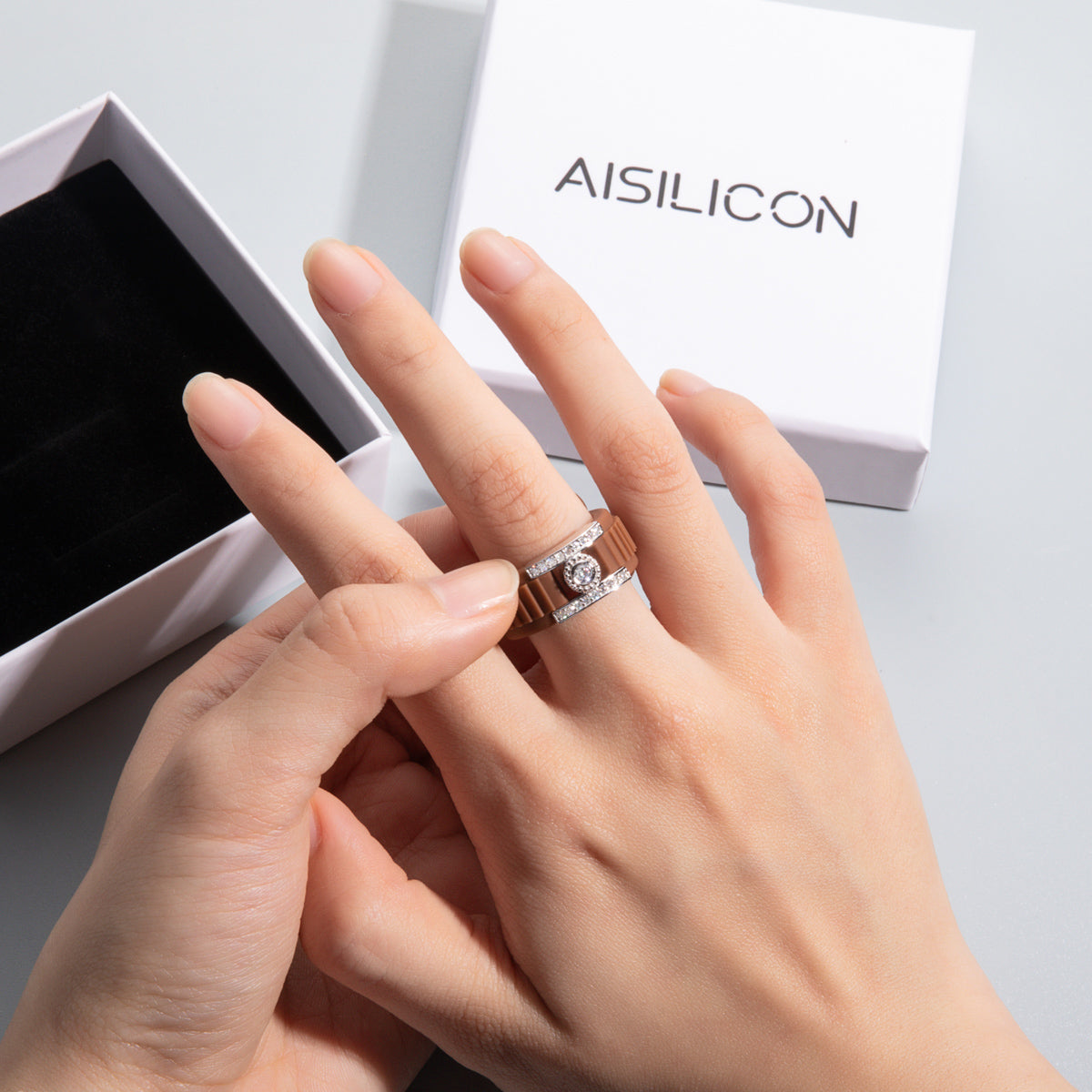 AISILICON Silicone Moissanite 925 Silver Ring