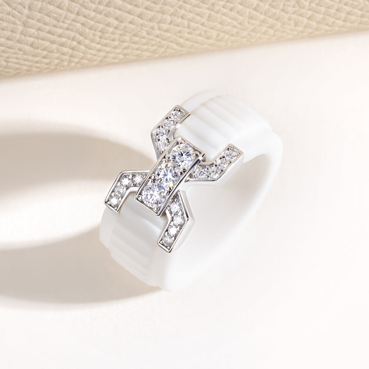 S925 silver moissani round small cherry stone silicone ring