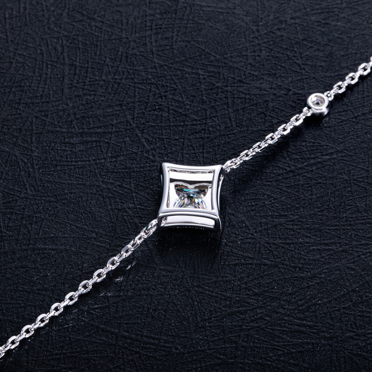 S925‑Silver 2.0 CT Princess‑Cut Moissanite Lily‑Grass Bracelet