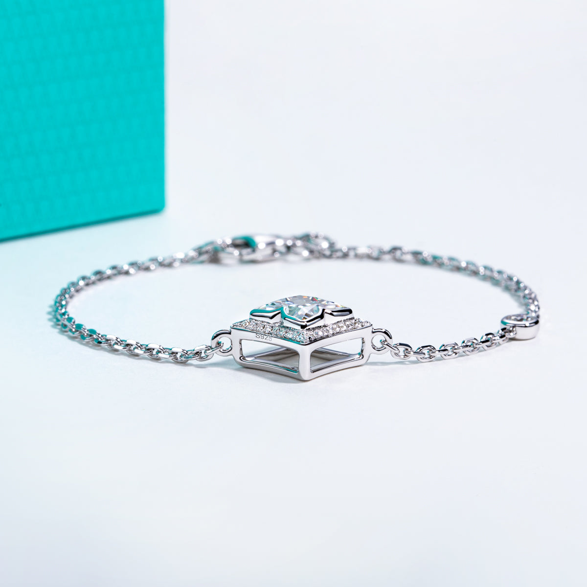 S925‑Silver 2.0 CT Princess‑Cut Moissanite Lily‑Grass Bracelet