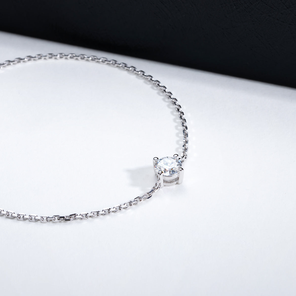 S925 Sterling Silver Round Moissanite Cartier-Style Bracelet