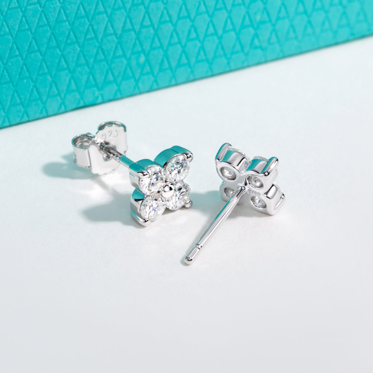 S925 Silver Lucky Four-Leaf Clover Moissanite Stud Earrings