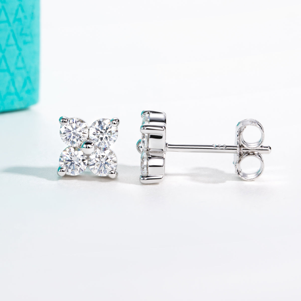 S925 Silver Lucky Four-Leaf Clover Moissanite Stud Earrings