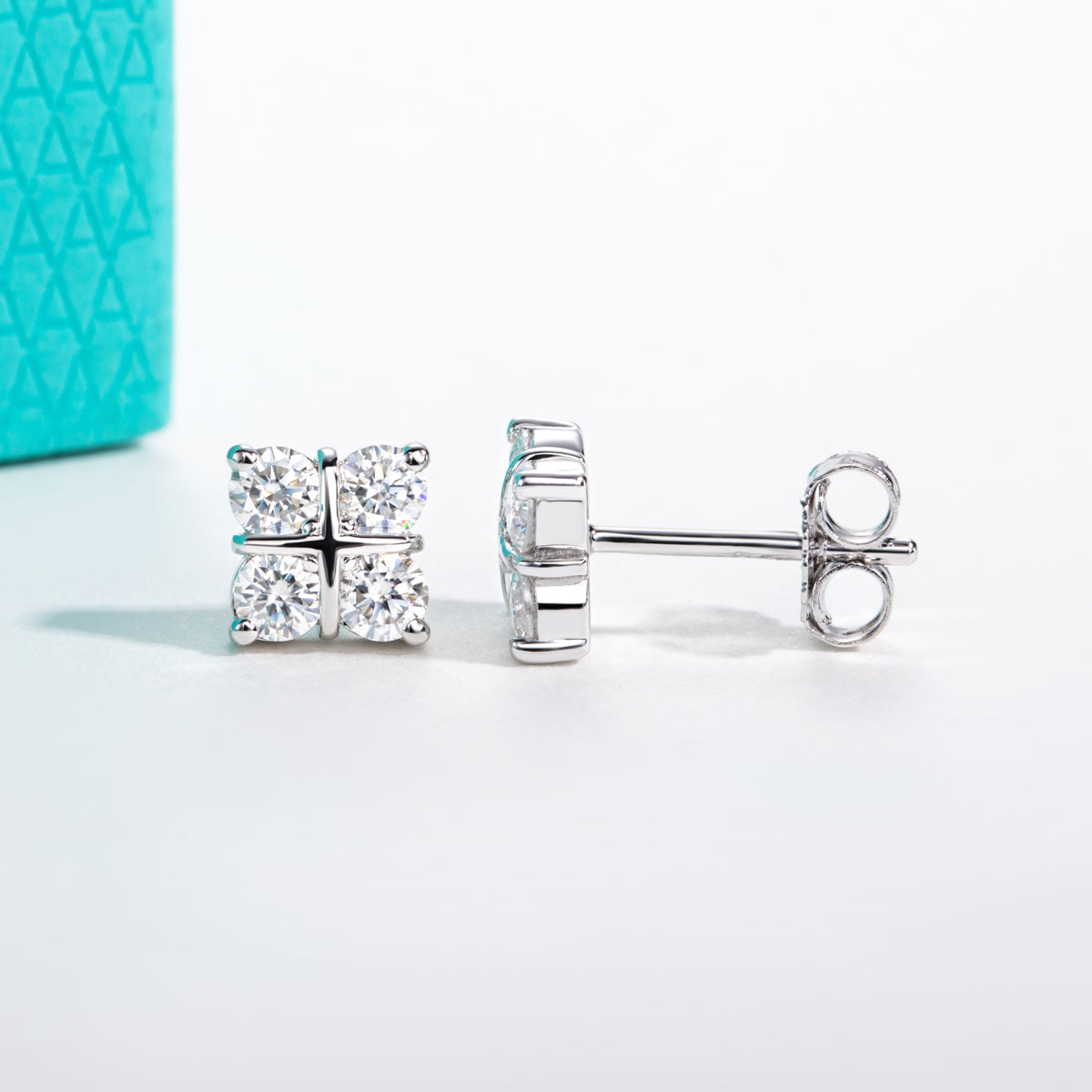 S925 Silver Lucky Four-Leaf Clover Moissanite Stud Earrings