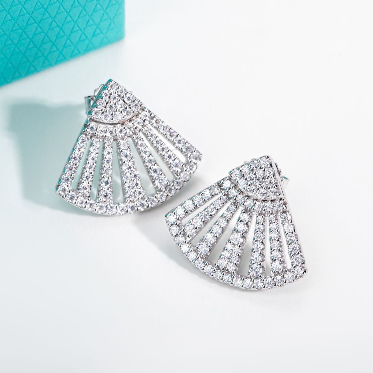 S925 Silver Fan Moissanite Earrings