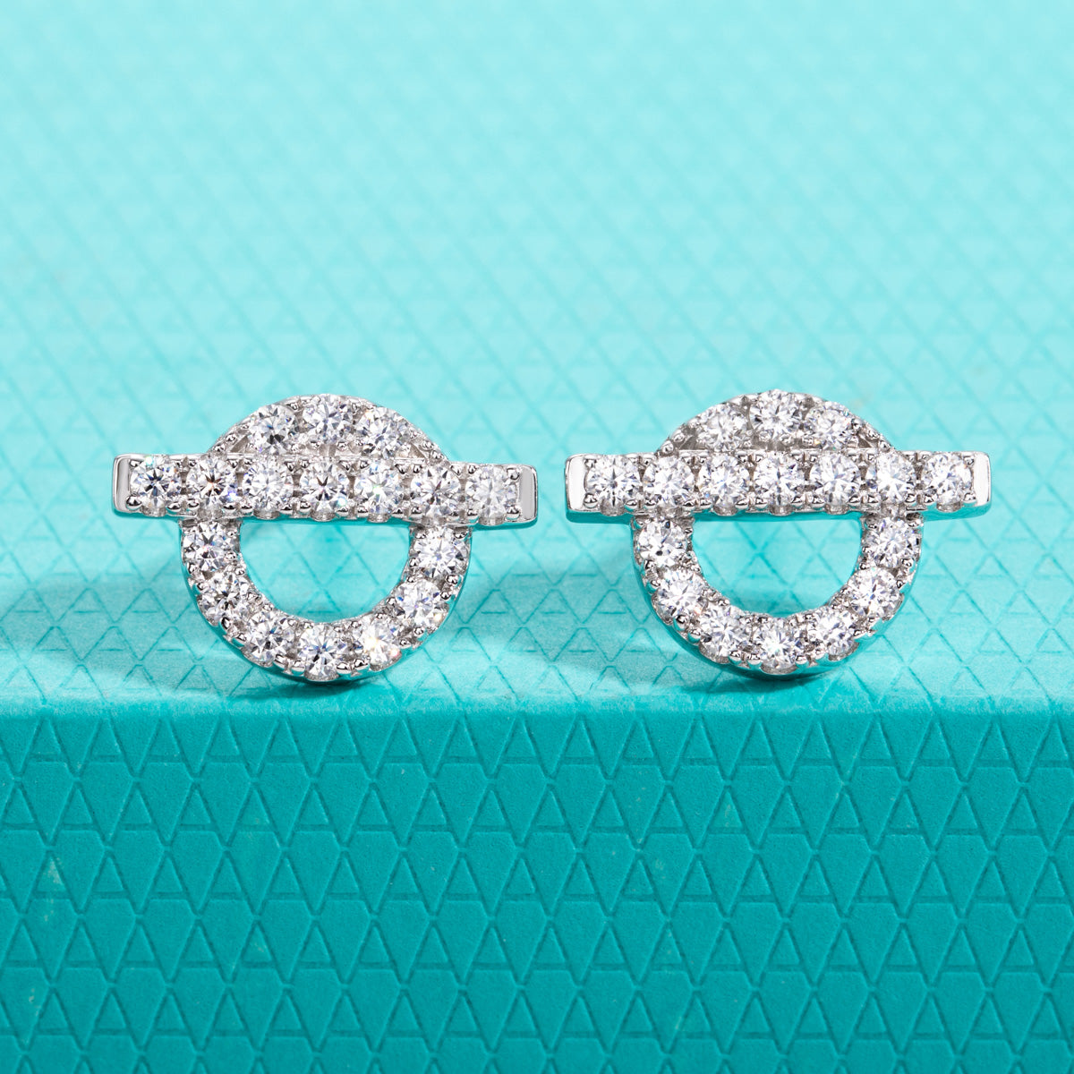S925 Silver Paved Moissanite Mini Letter Q Earrings