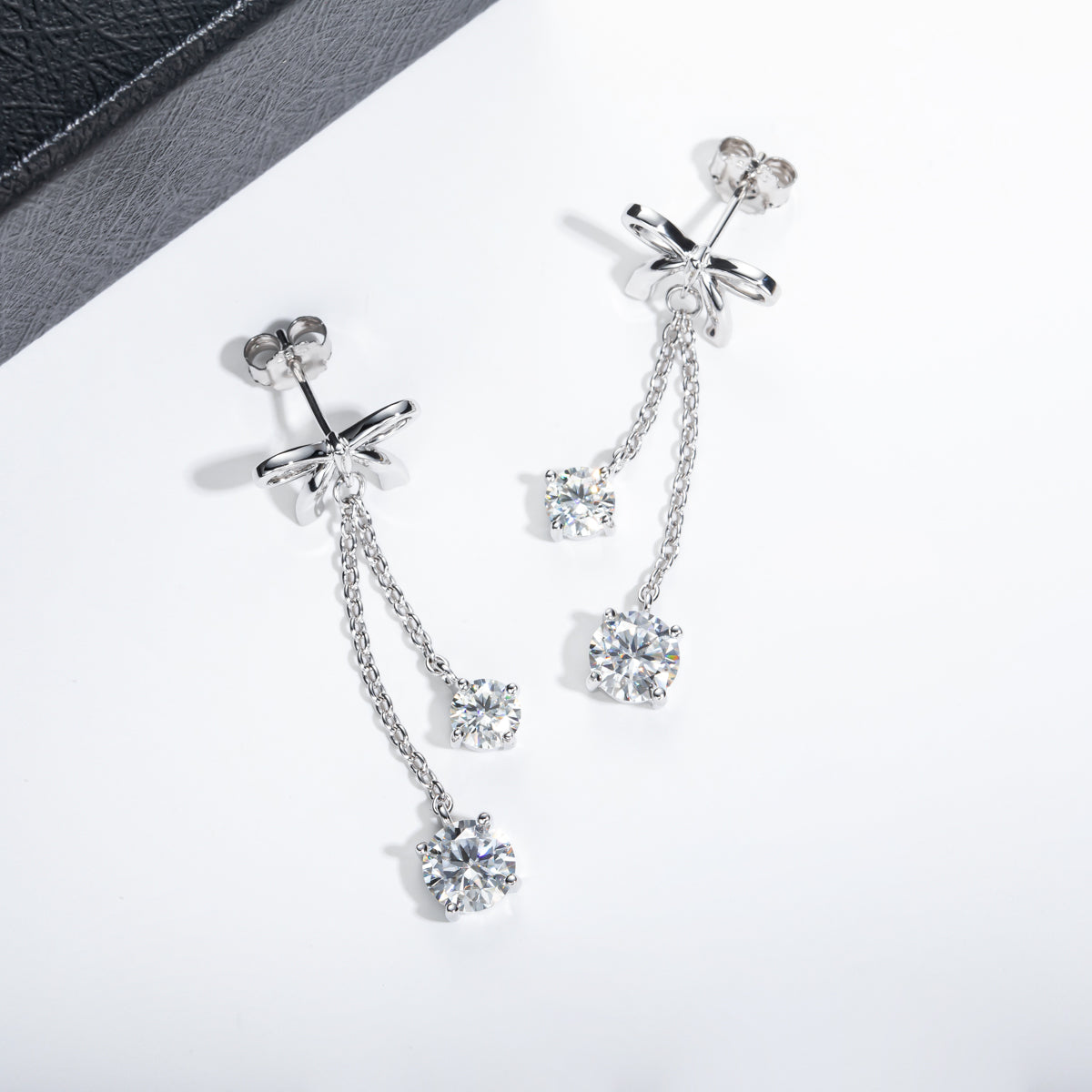 S925 Sterling Silver Classic Bow Moissanite Earrings