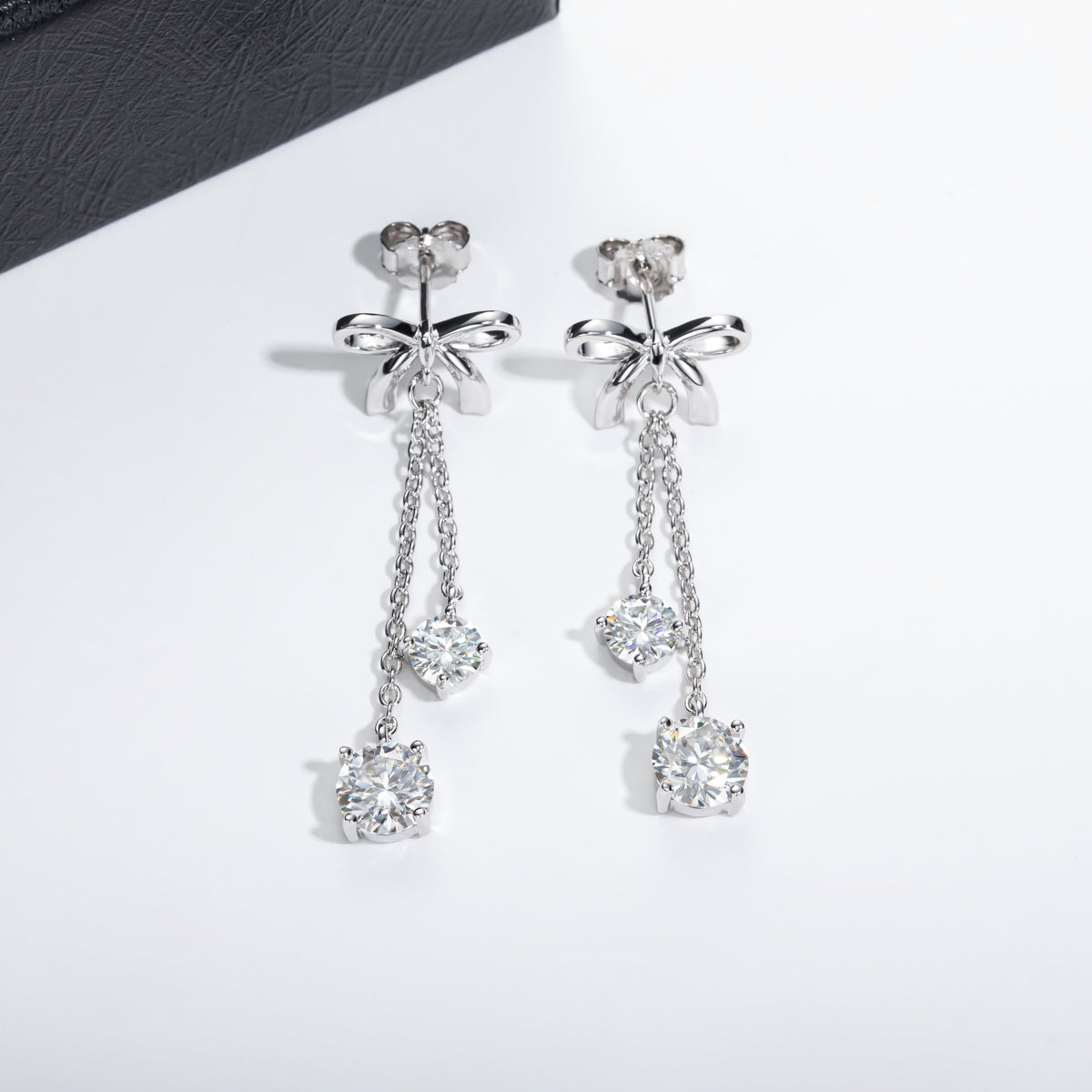 S925 Sterling Silver Classic Bow Moissanite Earrings