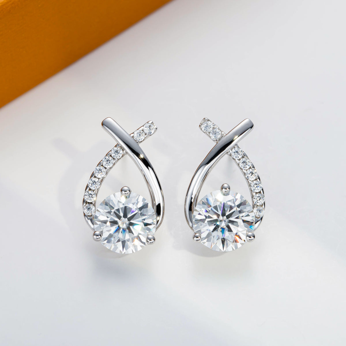 2CT Moissanite Stud Earrings, S925 Sterling Silver