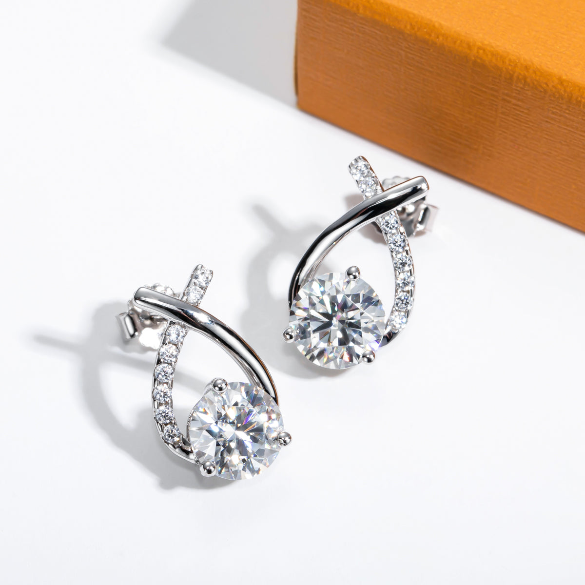 2CT Moissanite Stud Earrings, S925 Sterling Silver