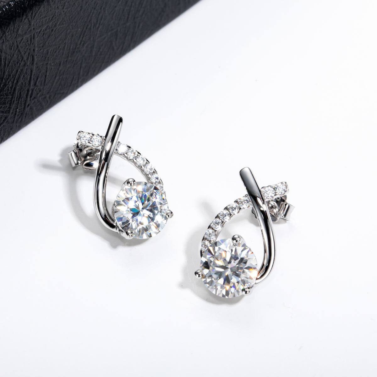 2CT Moissanite Stud Earrings, S925 Sterling Silver