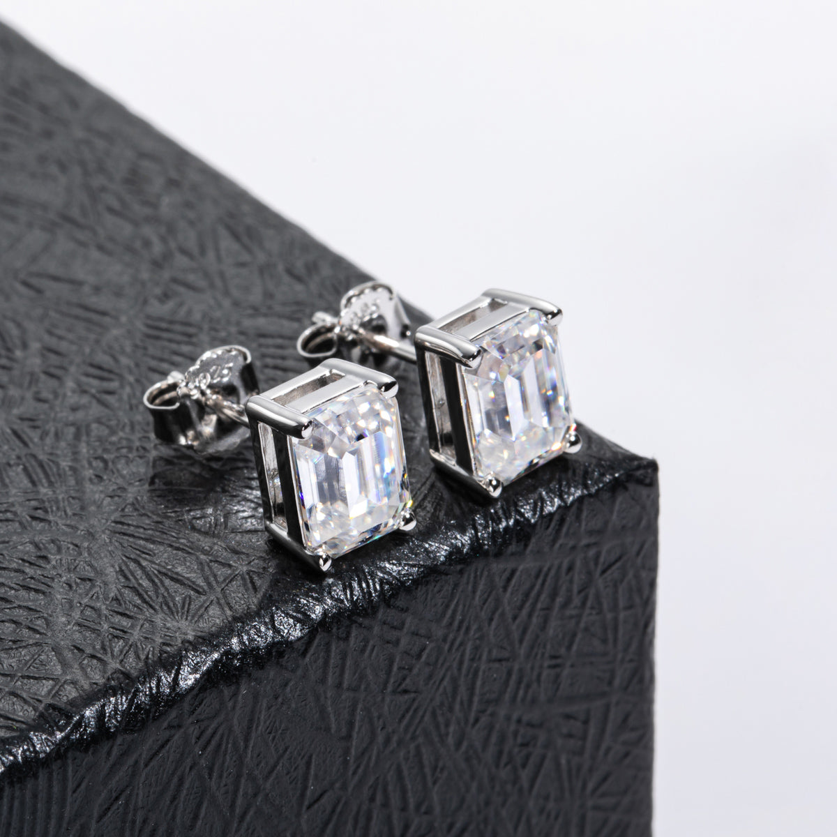 10K Gold Ear Pin Emerald Cut Stud Earrings Luxury Color Stone Earrings
