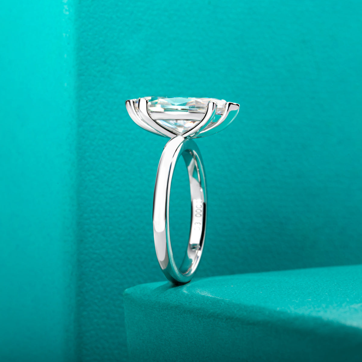 3.0CT Marquise‑Cut Single‑Stone Moissanite Ring in S925 Sterling Silver