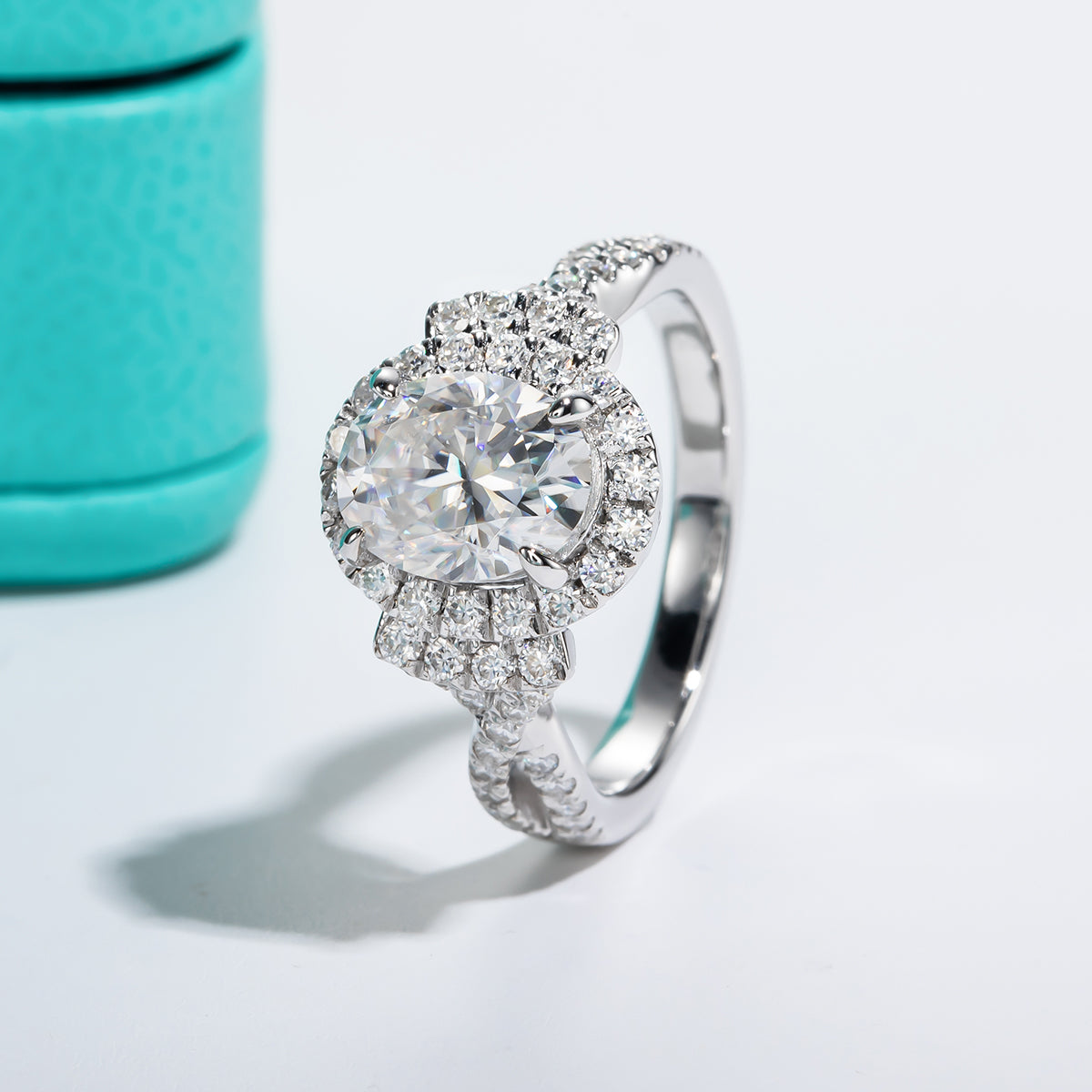 Halo Moissanite Diamond Engagement Ring (1/2/3CT)