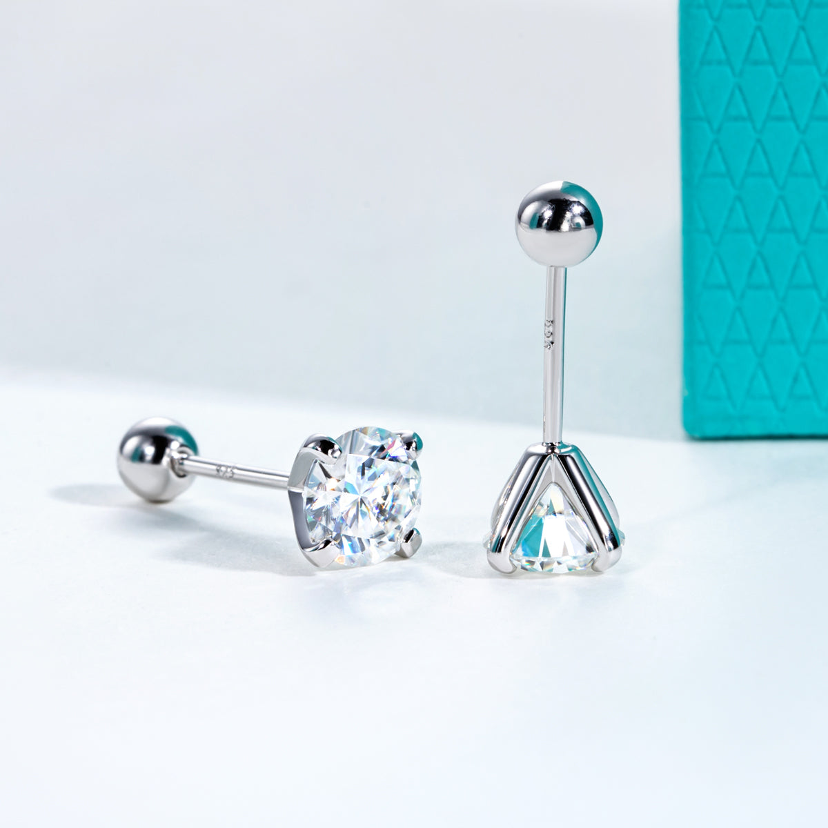 S925 Sterling Silver Round Moissanite 4-Prong Stud Earrings