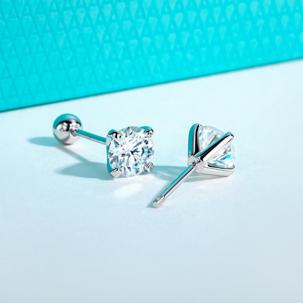 S925 Sterling Silver Round Moissanite 4-Prong Stud Earrings