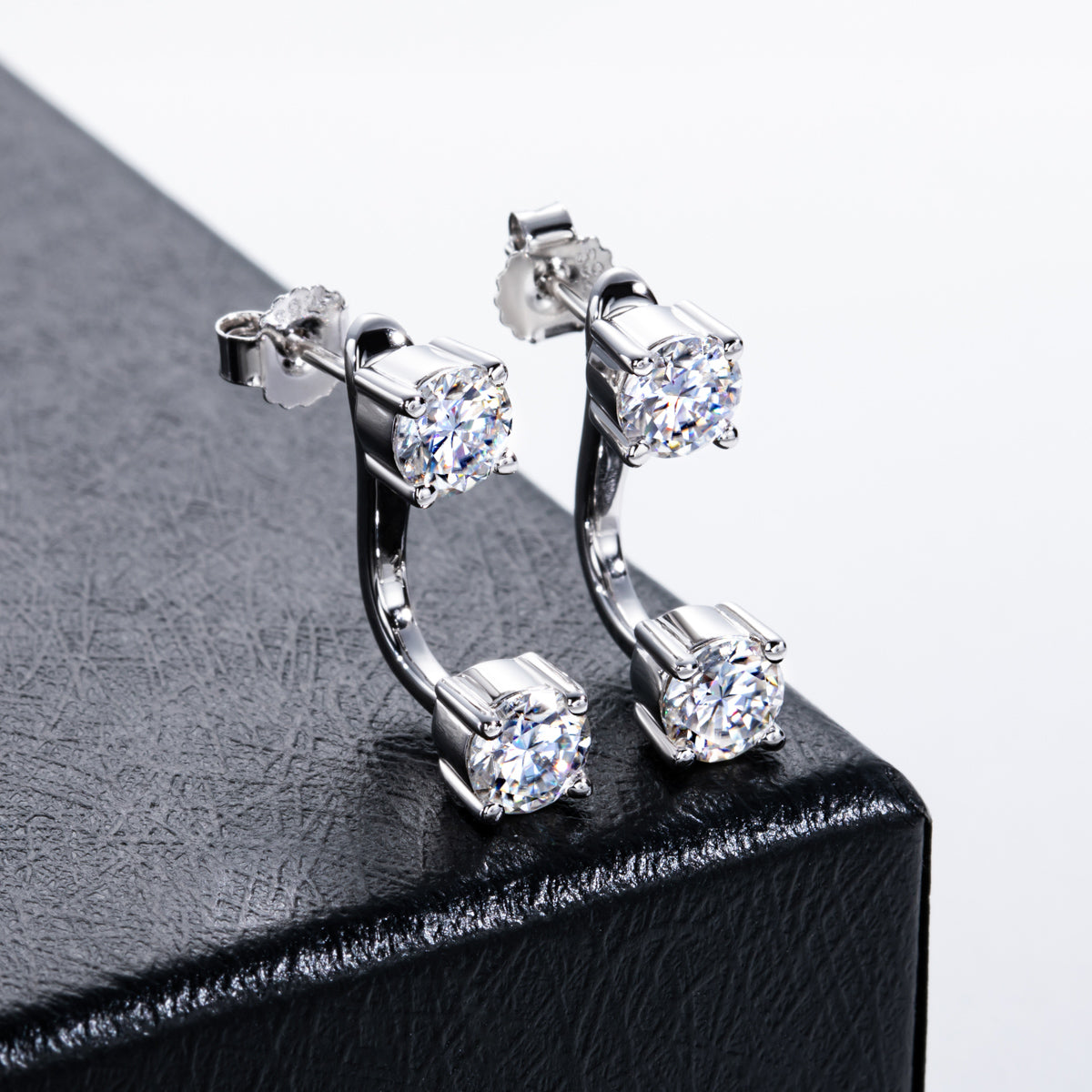 S925 Sterling Silver Round Moissanite Two-way Wear Stud Earrings