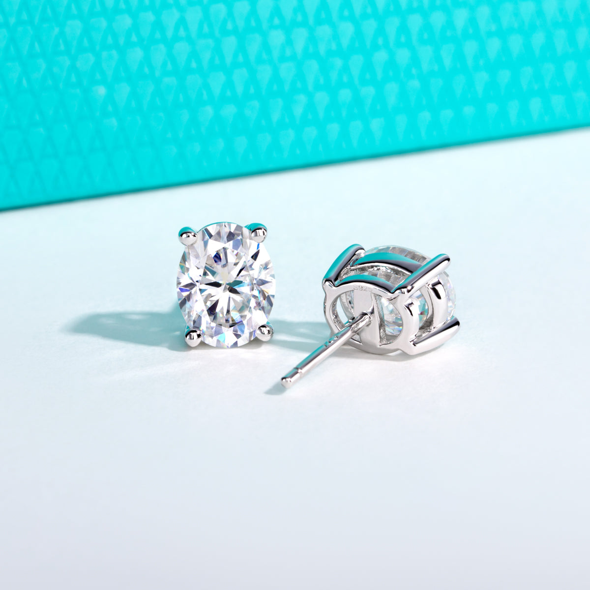 S925‑Silver Oval Moissanite Stud Earrings