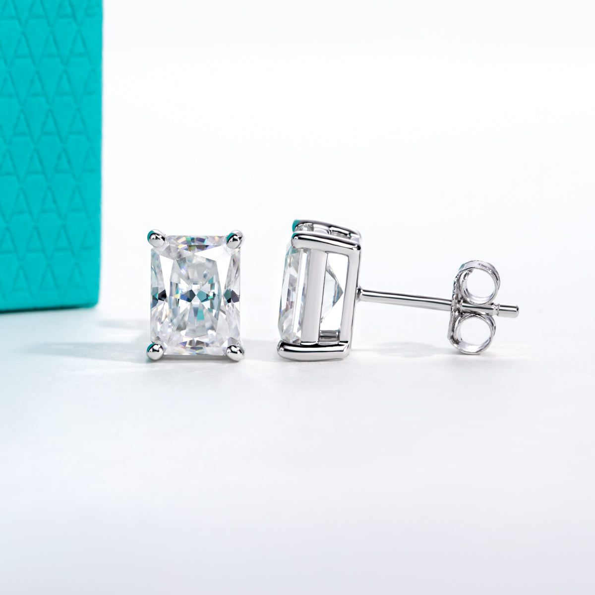S925‑Silver Radiant‑Cut Moissanite Stud Earrings