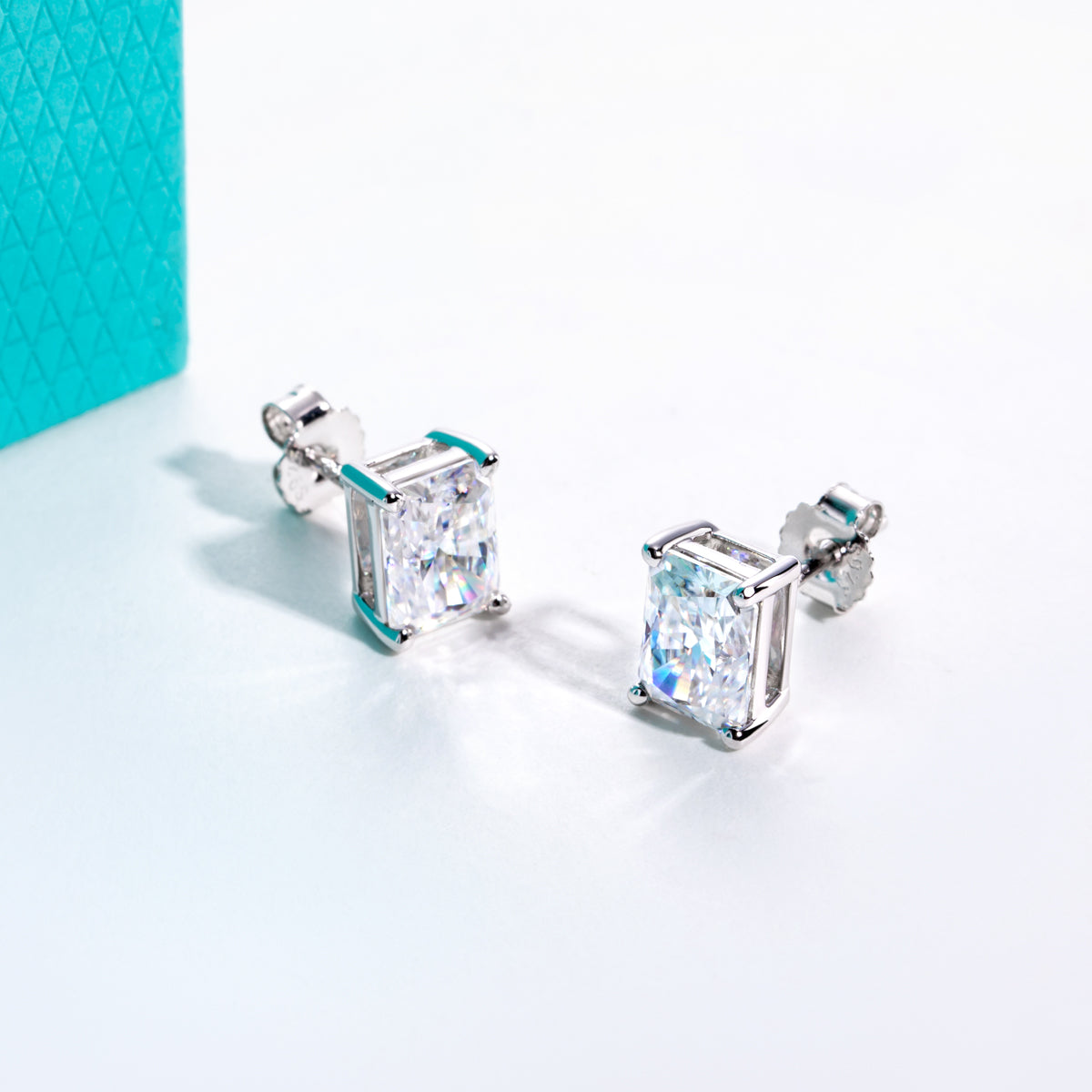 S925‑Silver Radiant‑Cut Moissanite Stud Earrings