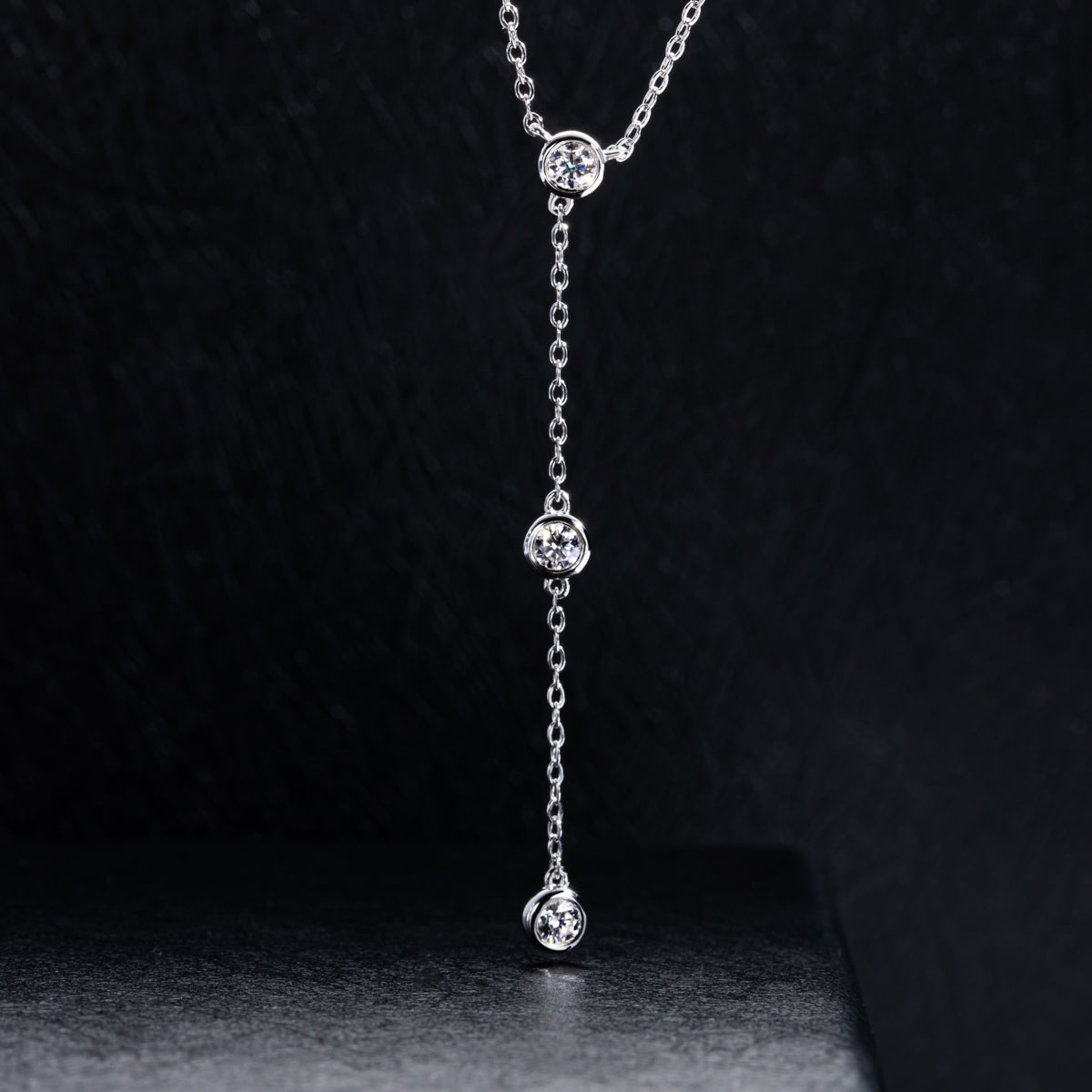 S925 Sterling Silver Bezel-Set Moissanite Necklace with O-Chain