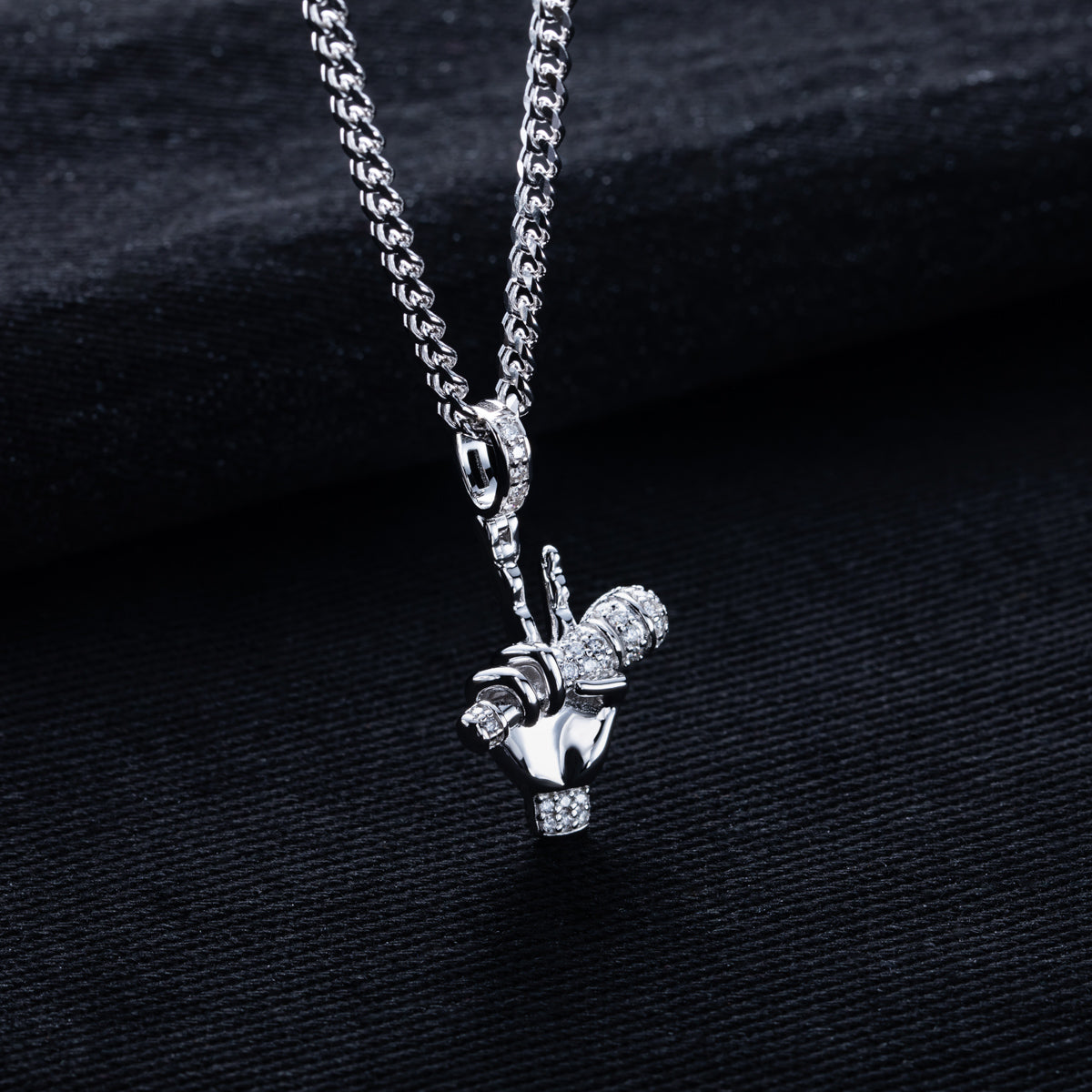S925 Silver Moissanite Hip-hop Microphone Pendant
