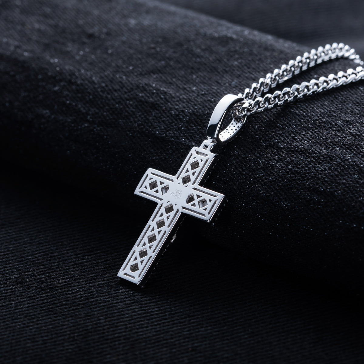 S925 Silver Moissanite Cross Pendant