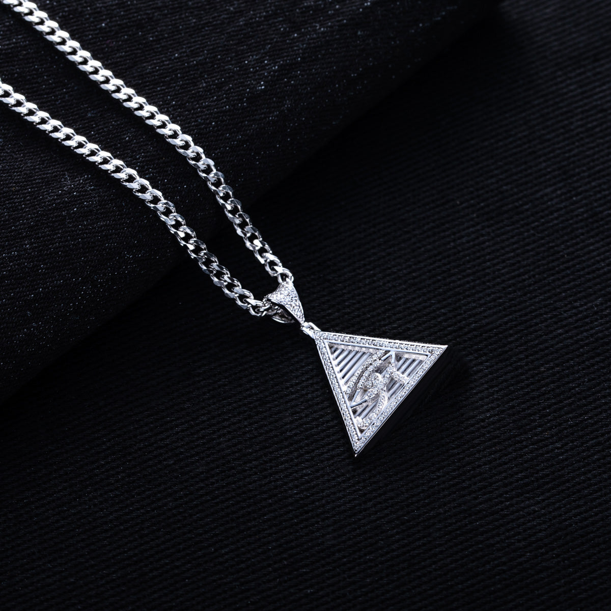 S925 Silver Moissanite Eye of Horus Pendant