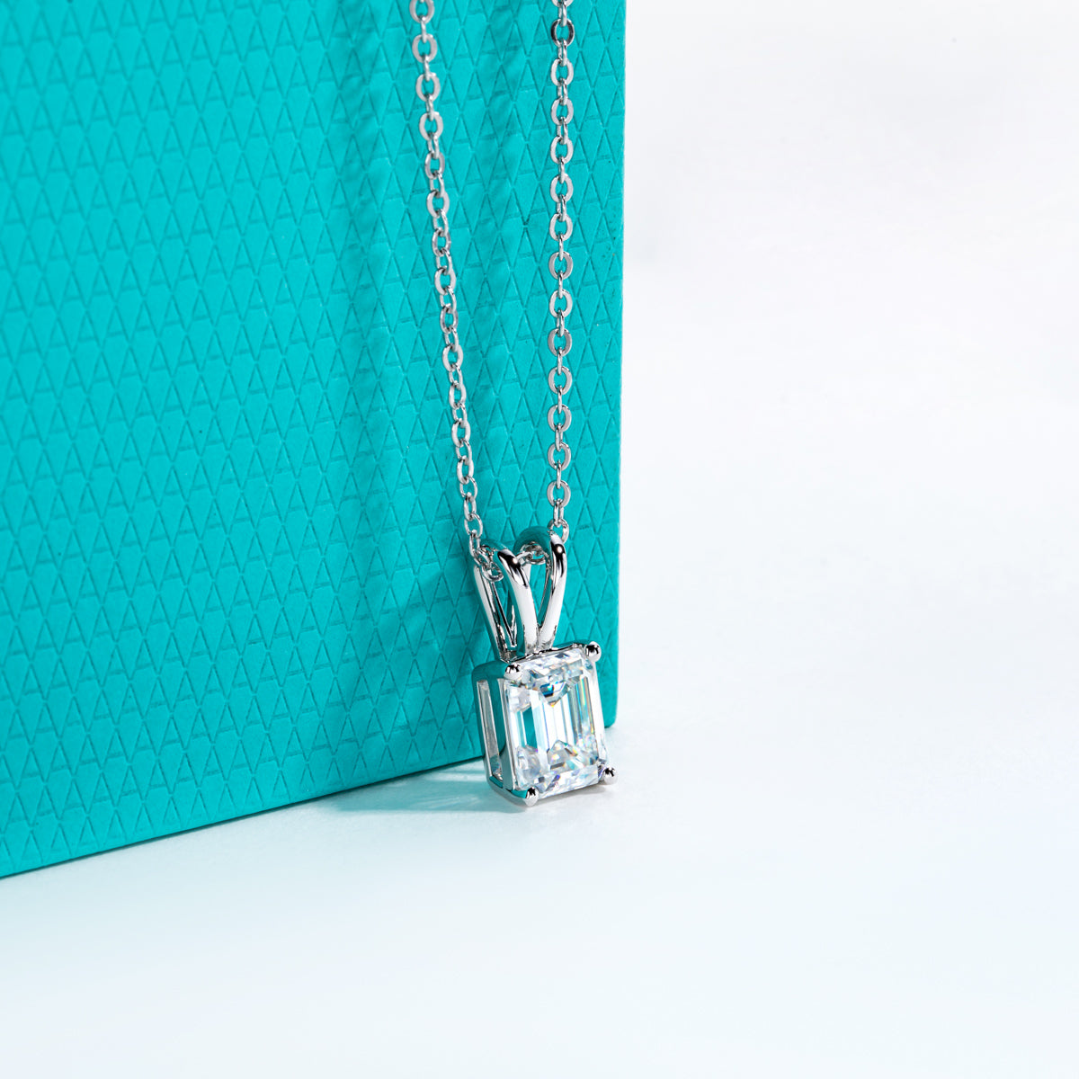 S925 Silver Moissanite Emerald Pendant
