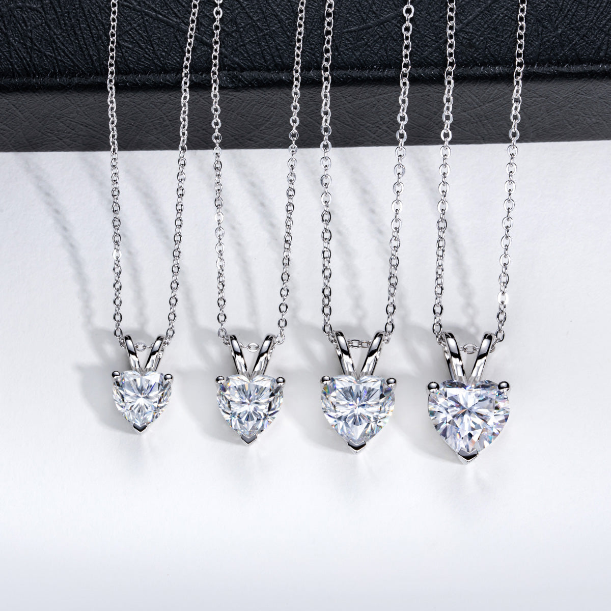 S925 Silver Heart Moissanite Pendant