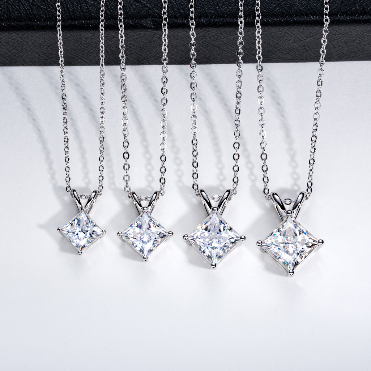 S925 Silver Princess Cut Moissanite Pendant