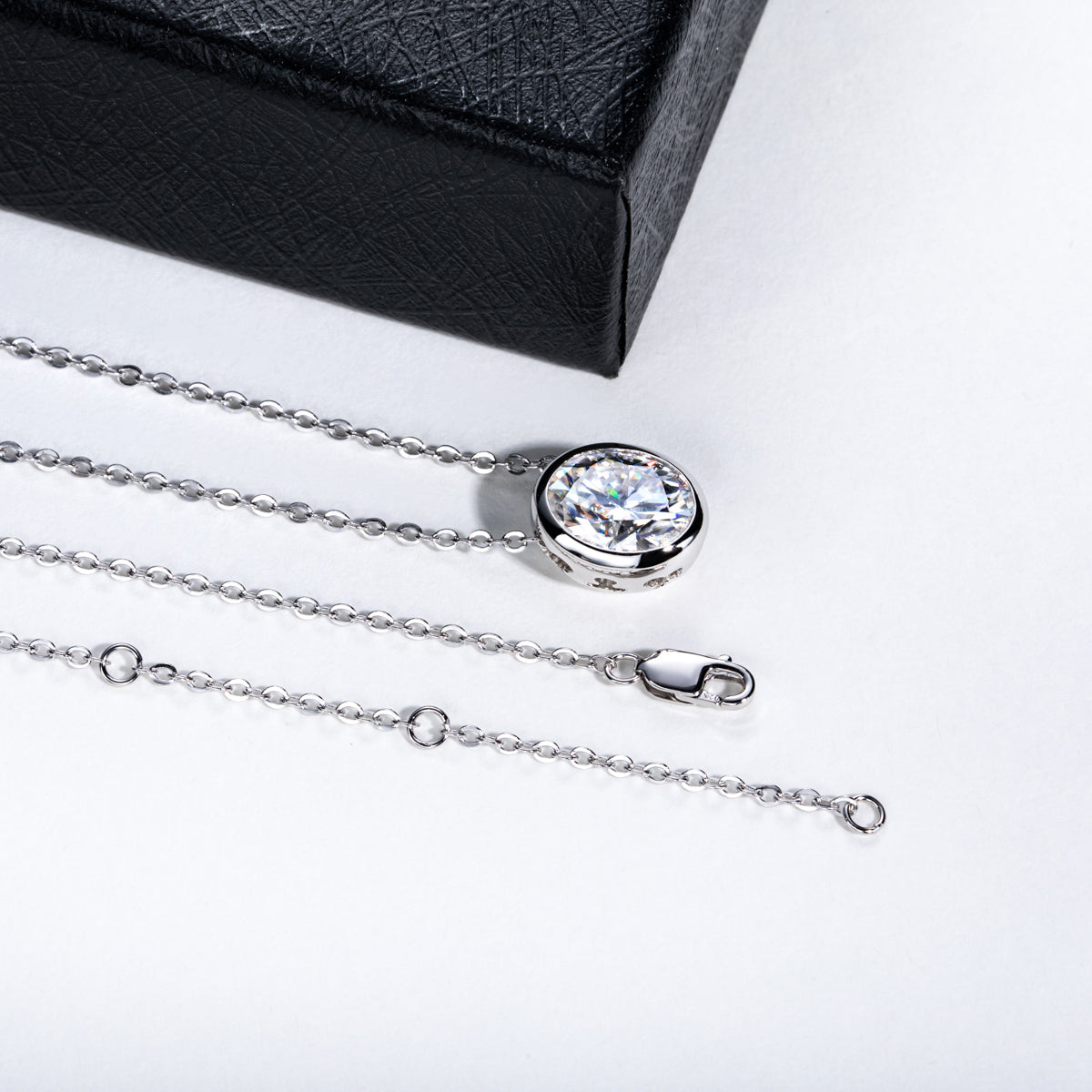 Oval Moissanite Pendant in 925 Sterling Silver
