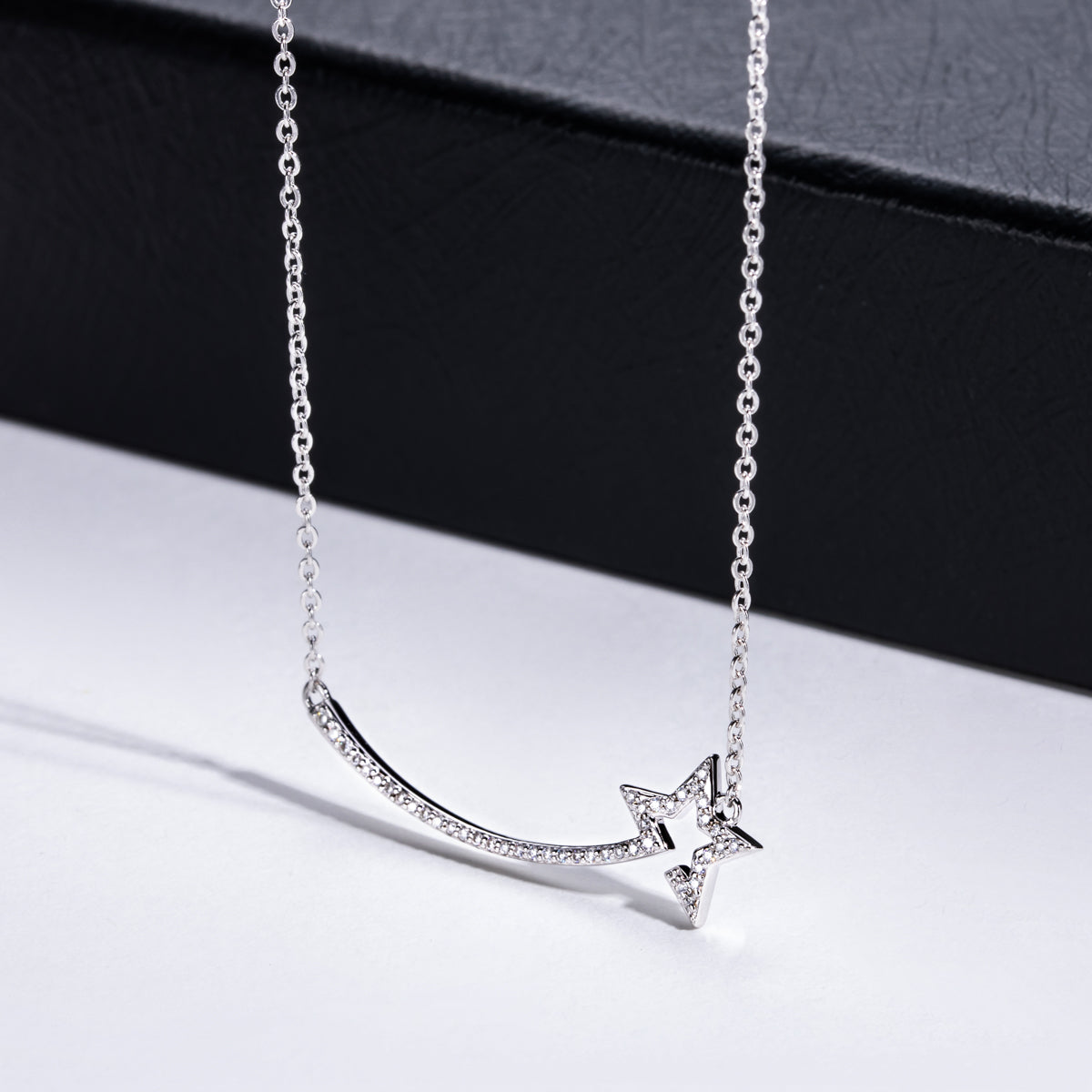 S925‑Sterling Silver Round Moissanite Meteor Smile Collarbone Necklace