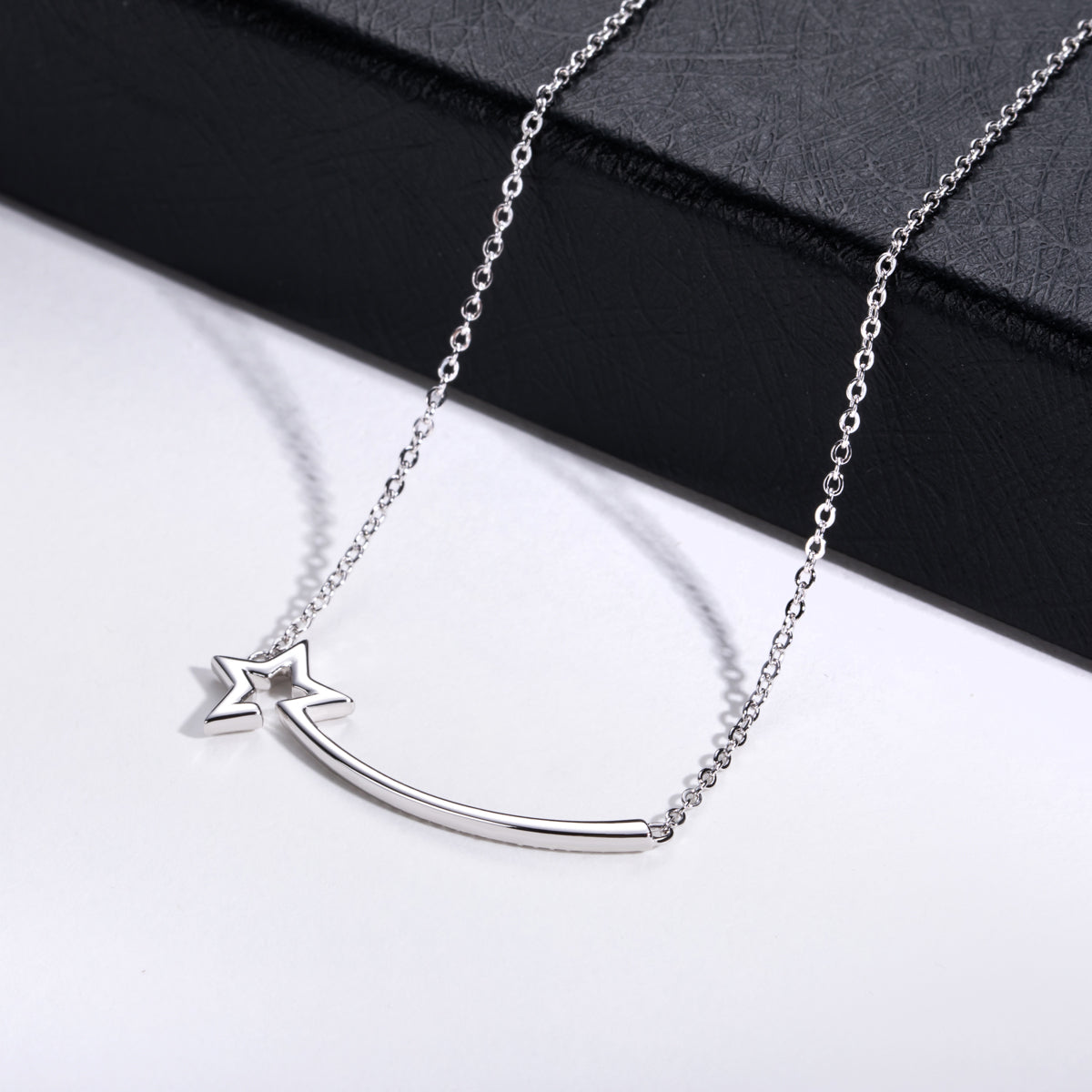 S925‑Sterling Silver Round Moissanite Meteor Smile Collarbone Necklace