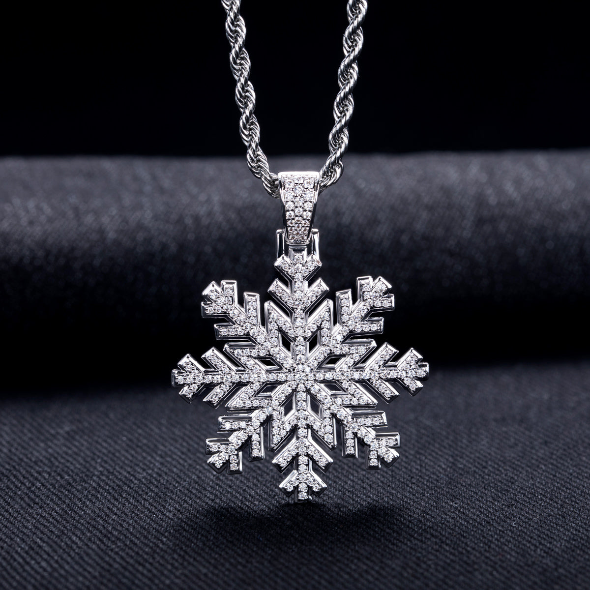 Hip‑Hop Style Snowflake Moissanite Pendant