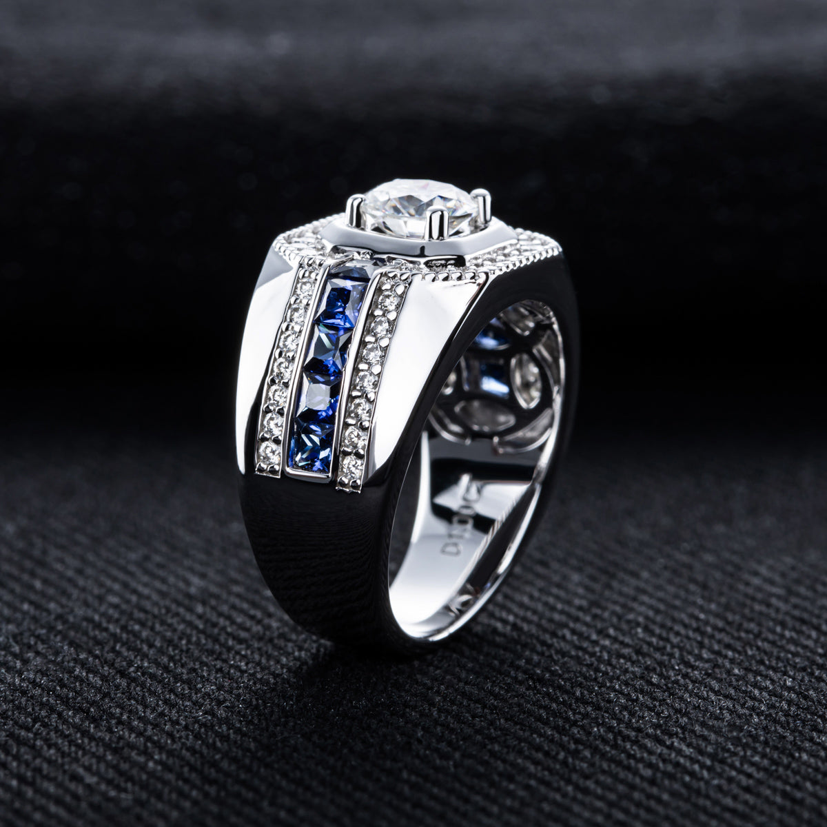 S925 Sterling Silver Men's Ring Inlaid with Moissanite