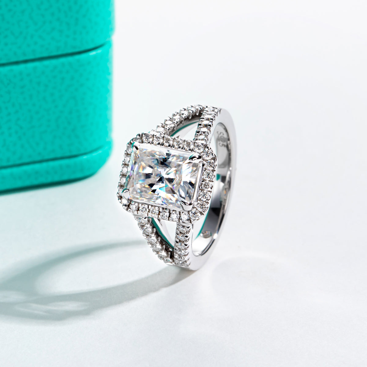 S925 Silver Radiant Cut Y-Setting Vintage Moissanite Engagement Ring