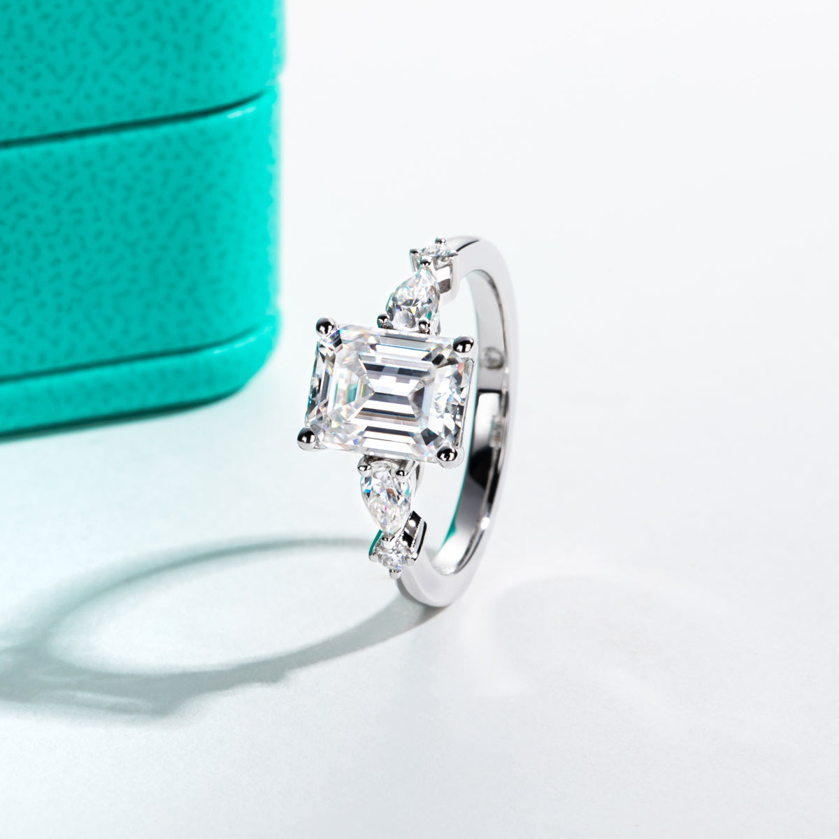 S925 Silver 7×9mm Emerald Cut Moissanite Ring