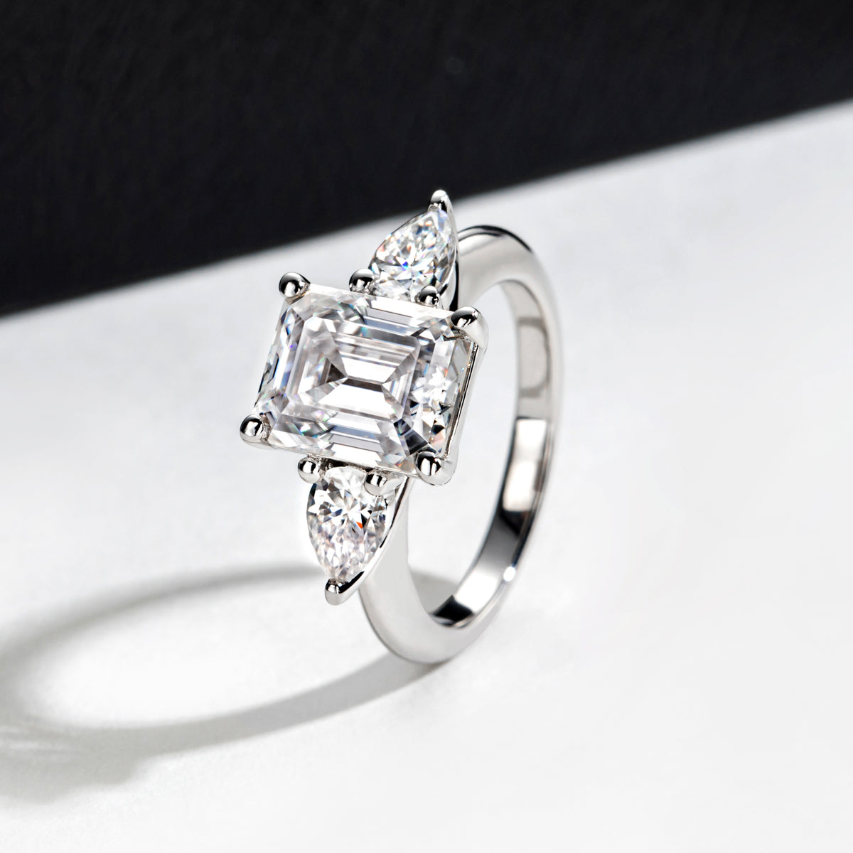 S925 Silver Emerald Cut 8×10mm Moissanite