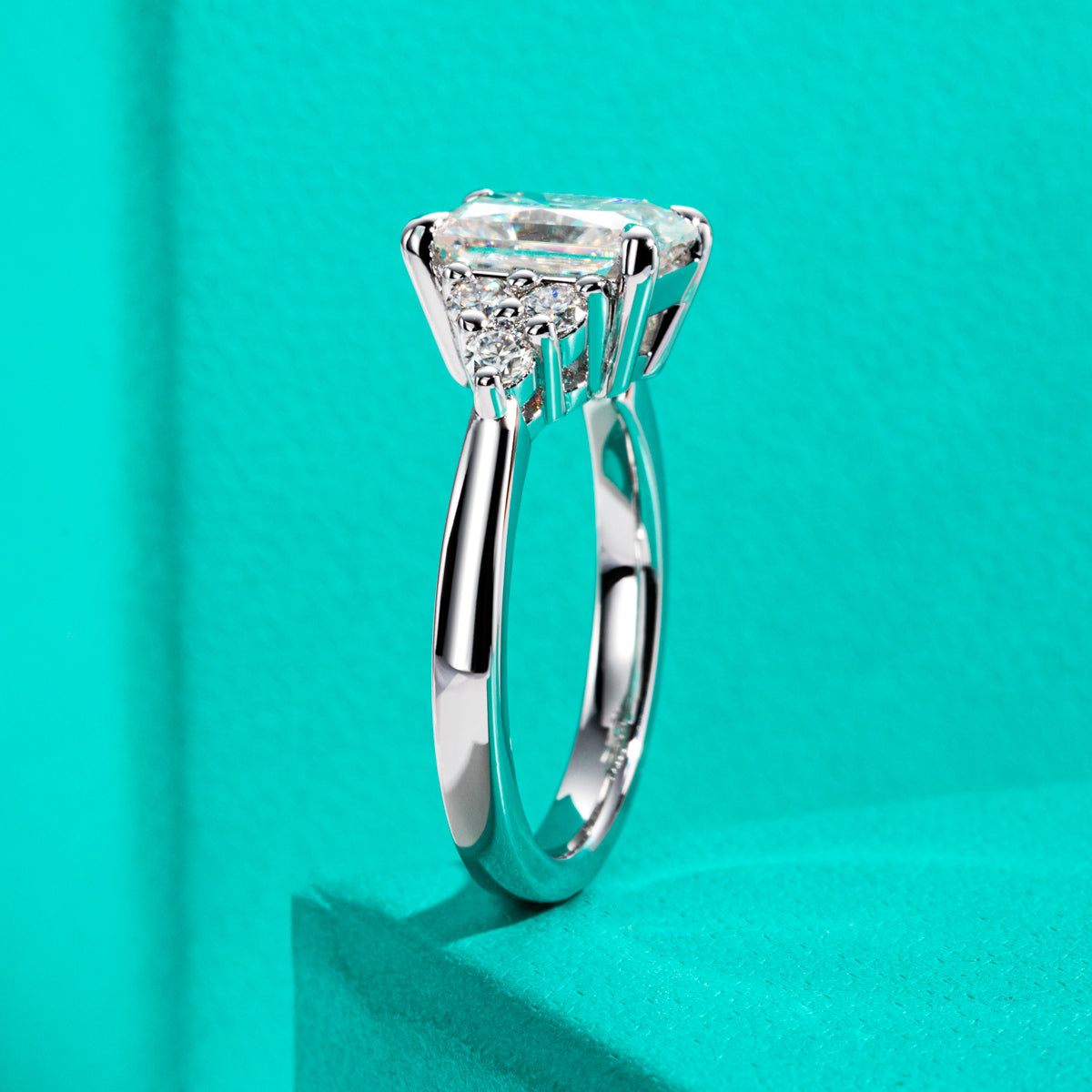 S925 Sterling Silver Radiant Cut Moissanite Ring