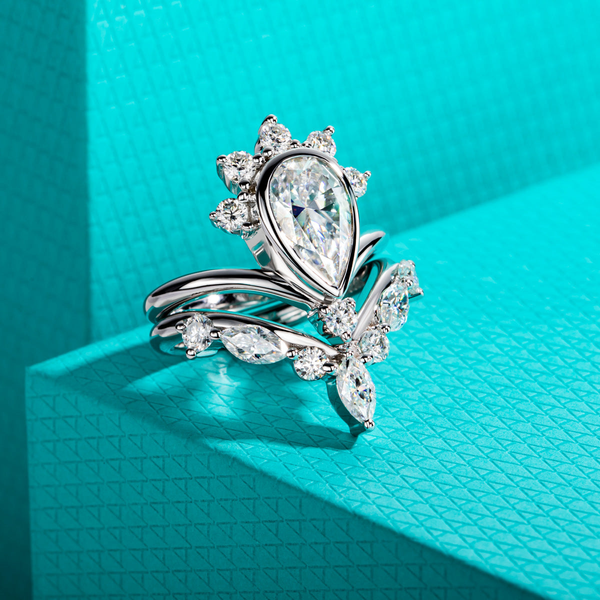 S925 Silver Pear Shaped Moissanite Wedding Ring