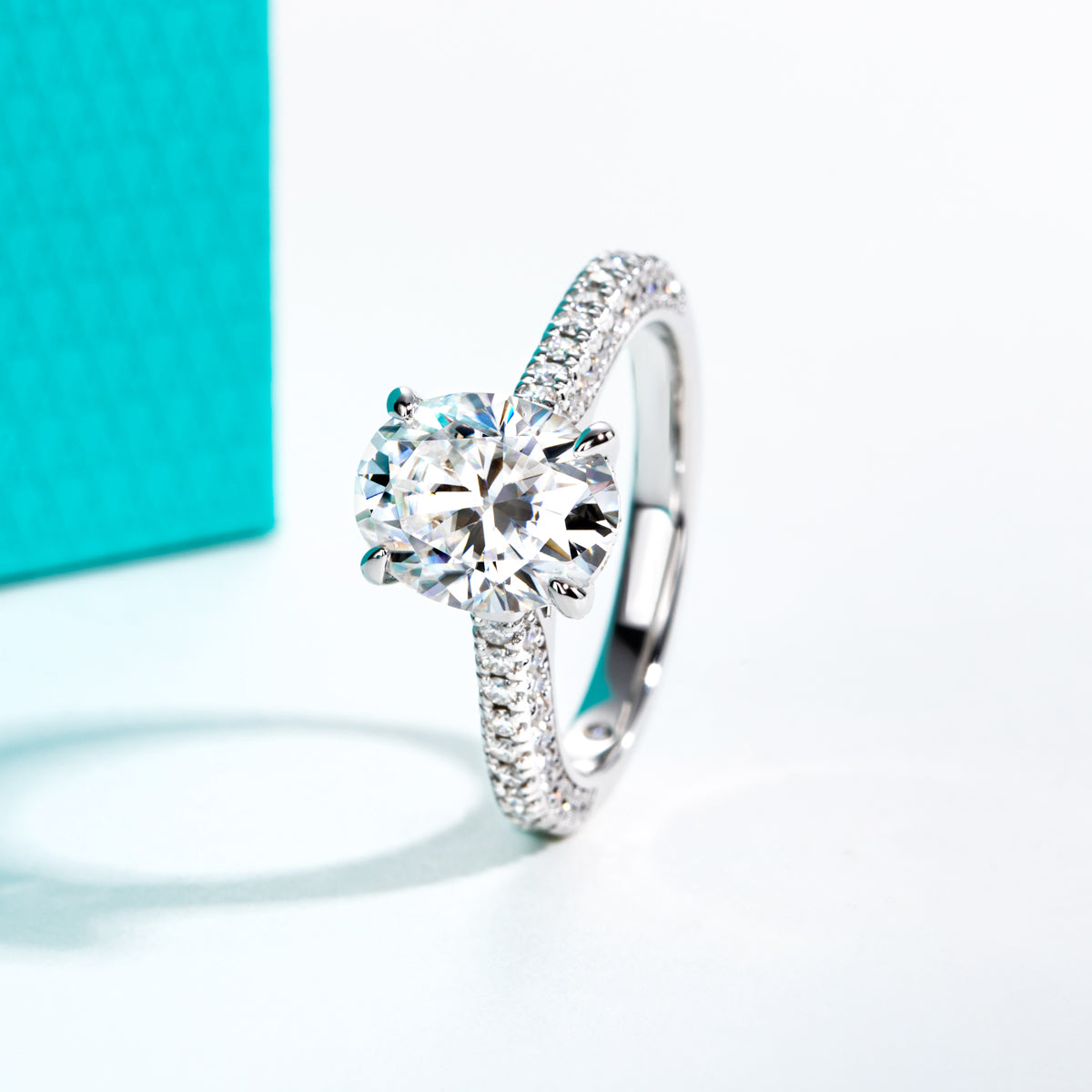 S925 Sterling Silver Oval Moissanite Special Edition Wedding Ring