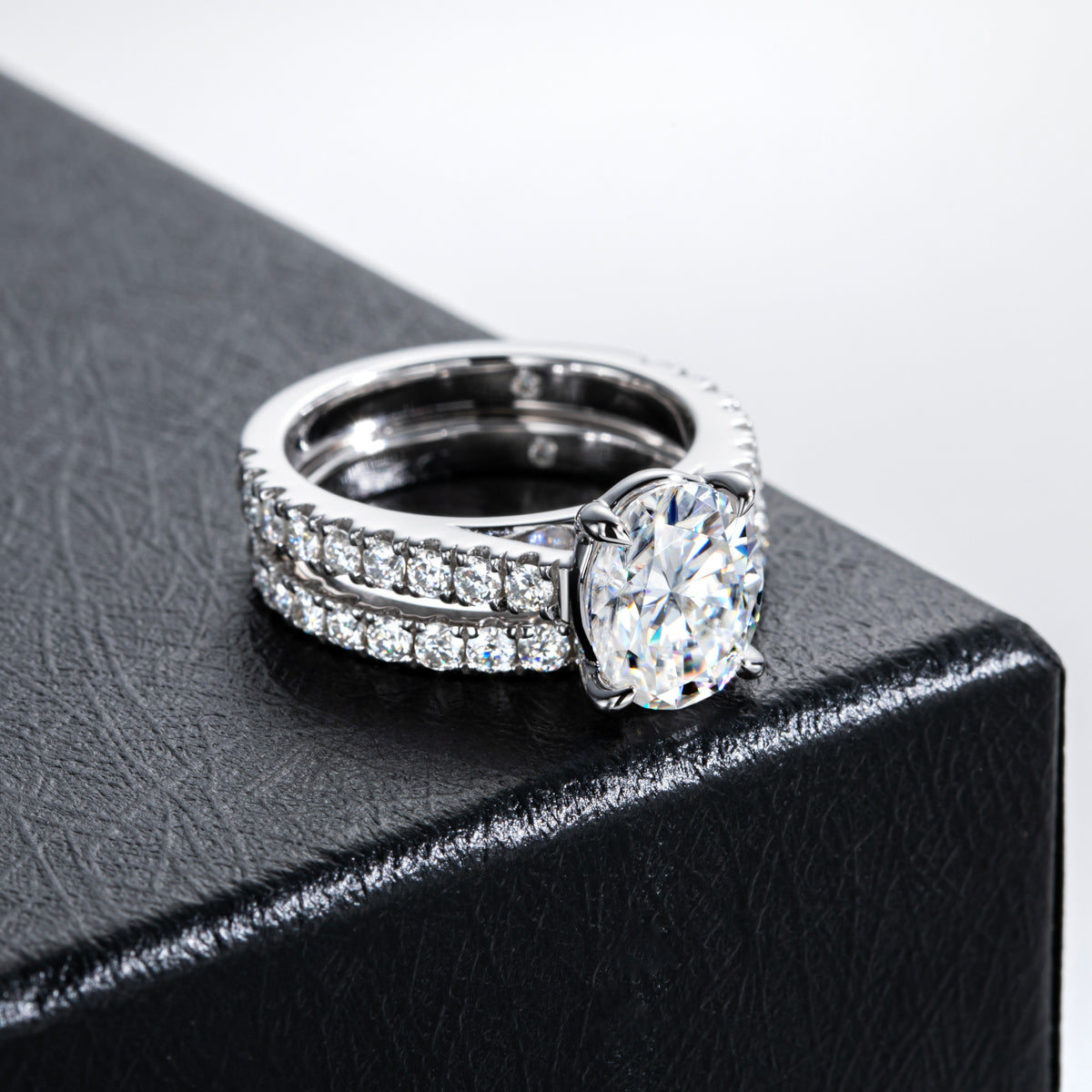 S925 Sterling Silver Oval Moissanite Stackable Ring Set