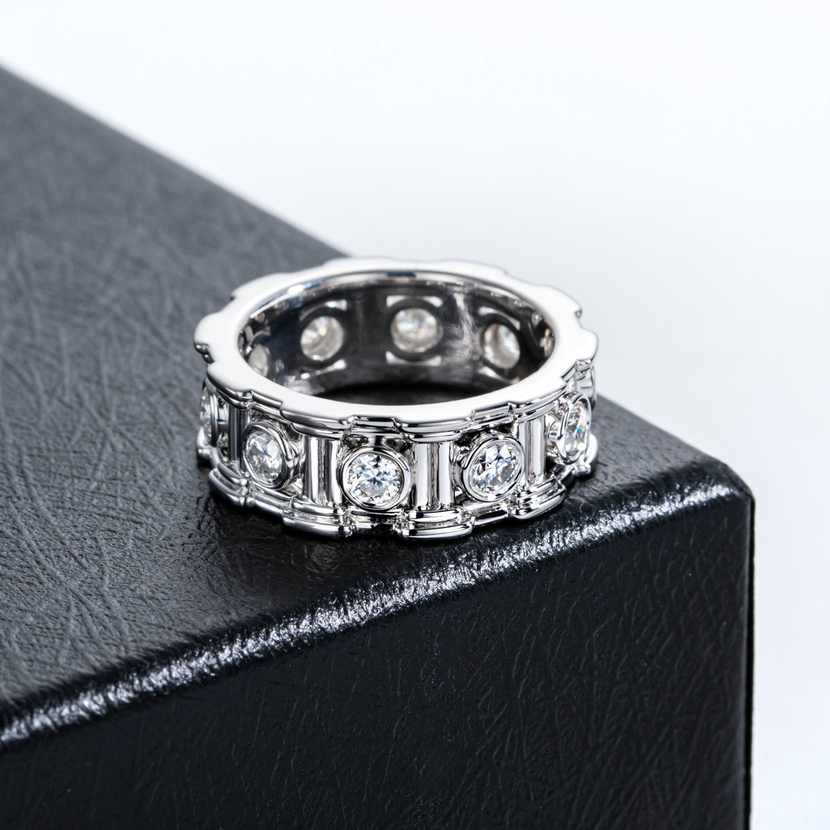S925 Sterling Silver Roman Column Moissanite Band Ring