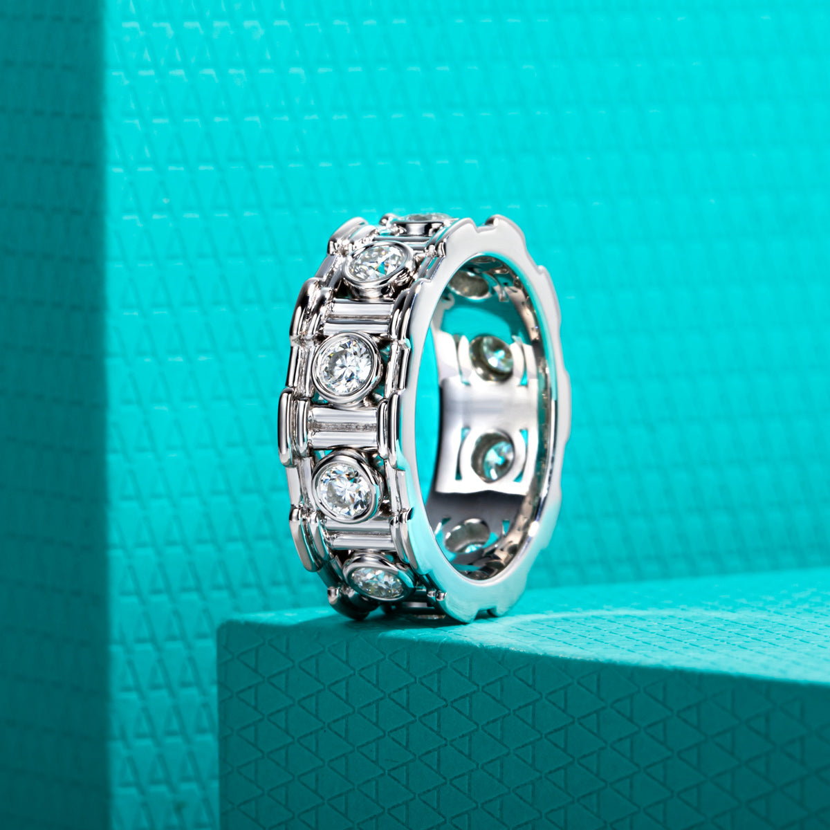 Roman Pillar Moissanite Ring | Solid S925 Silver Band